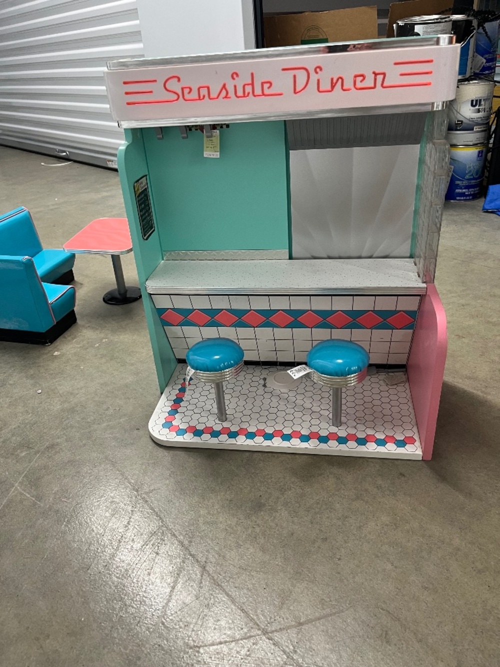 American Girl Maryellen Seaside Diner Playset Booth Table Restaurant Retired AG